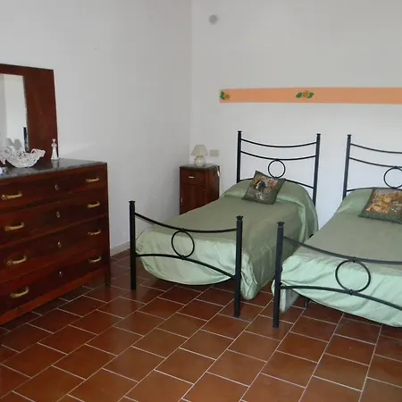 Agriturismo Podere La Selva Farm stay Serre Di Rapolano